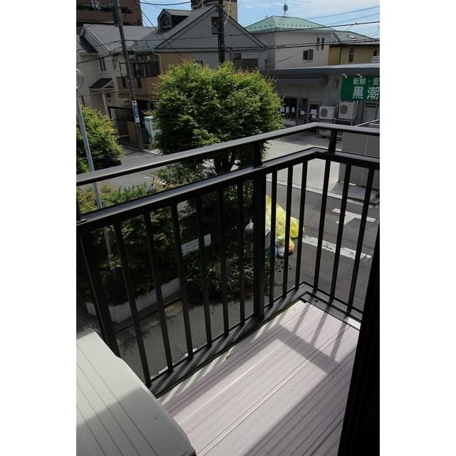 Room image 10
