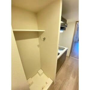 Room image 15