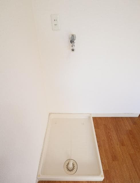 Room image 15