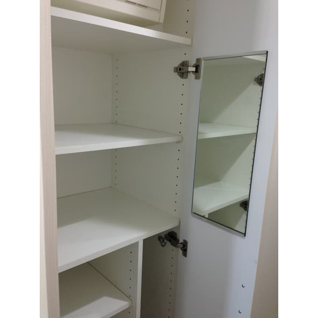 Room image 16