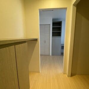 Room image 16