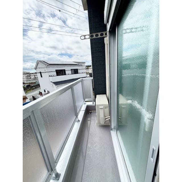 Room image 15