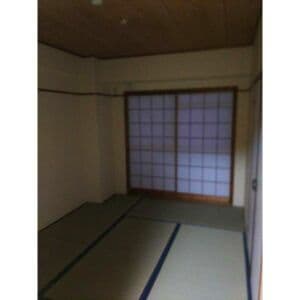 Room image 13