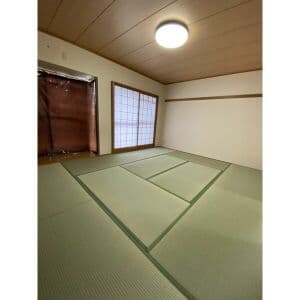Room image 16