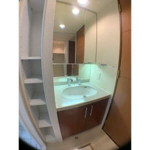Room image 15