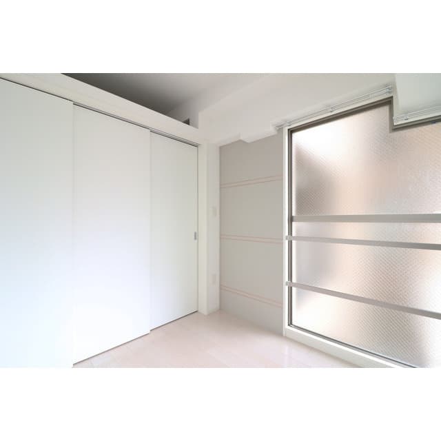 Room image 16