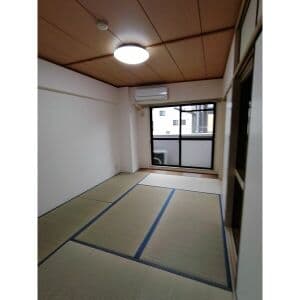 Room image 13