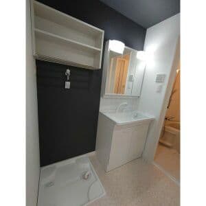 Room image 15