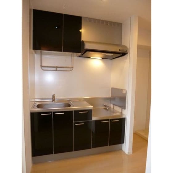 Room image 8