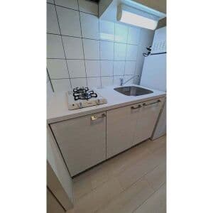 Room image 11