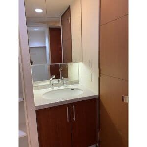 Room image 13