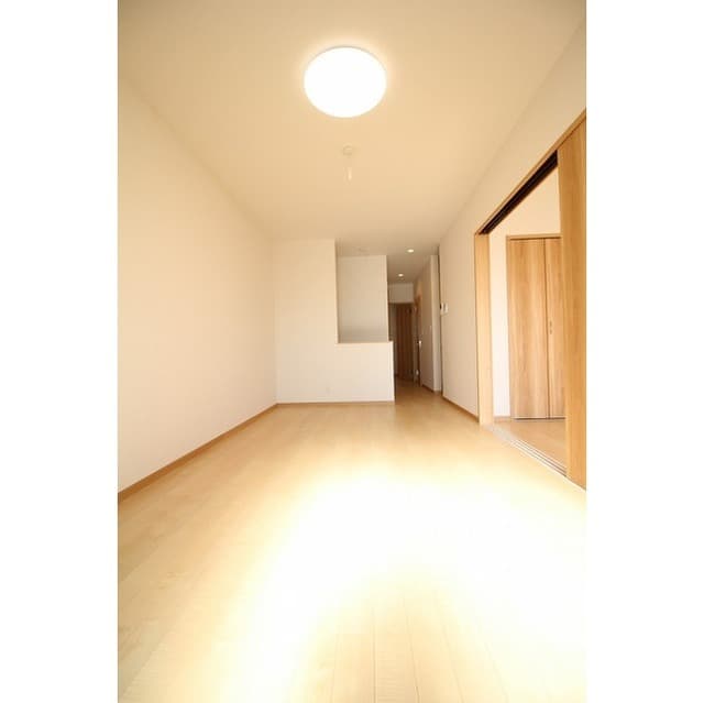 Room image 14