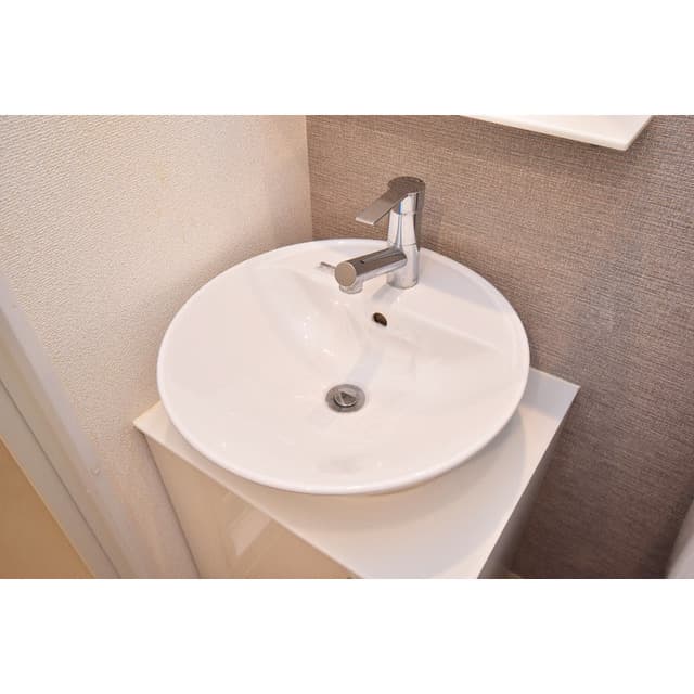 Room image 12