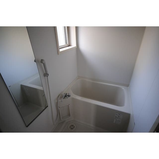 Room image 11