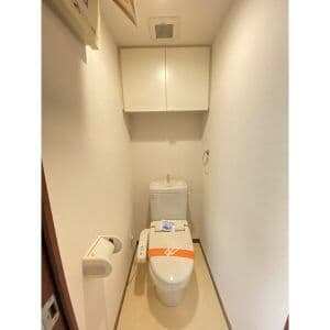 Room image 11