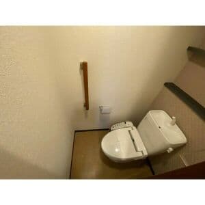 Room image 13