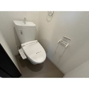 Room image 15