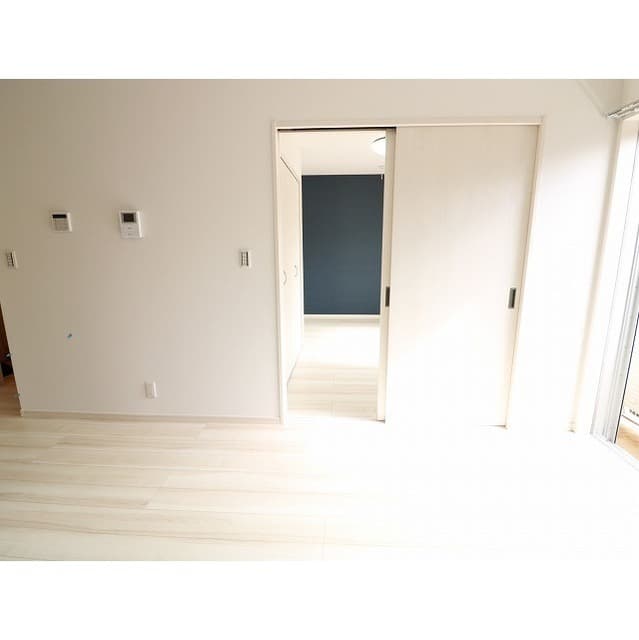 Room image 14