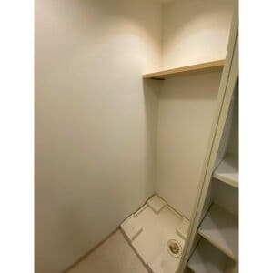 Room image 14