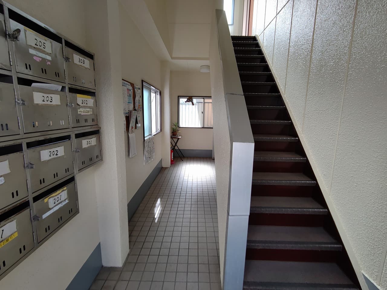 Room image 12