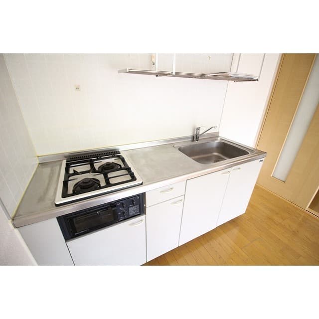 Room image 9