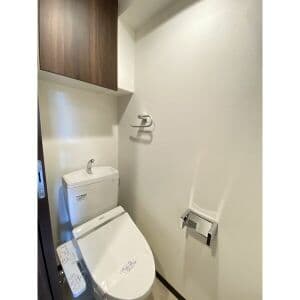 Room image 15