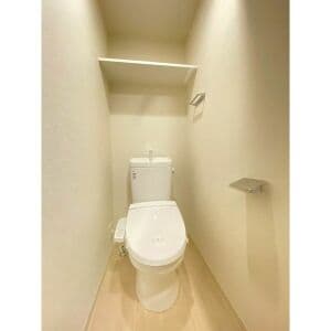 Room image 15