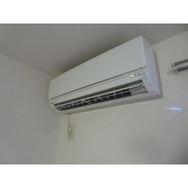 Room image 16
