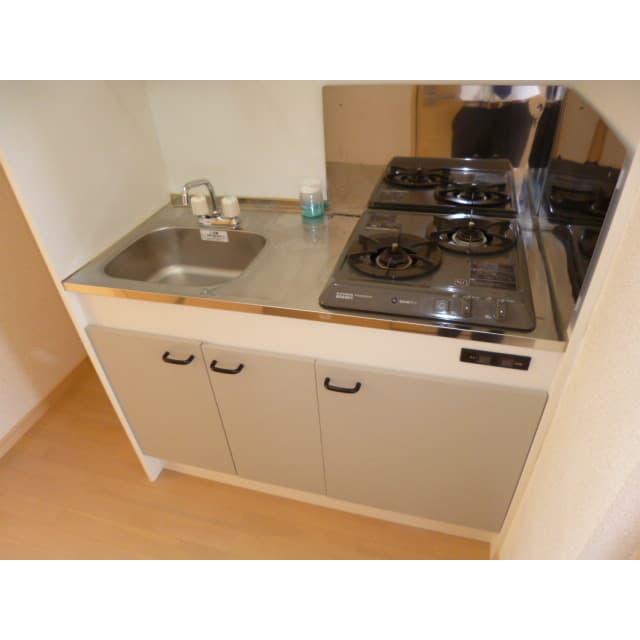 Room image 9