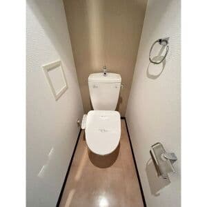 Room image 13