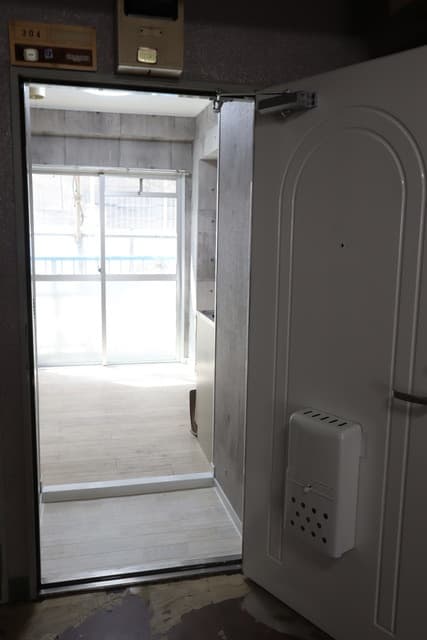 Room image 10