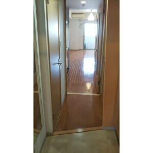 Room image 12