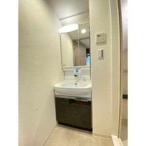 Room image 14