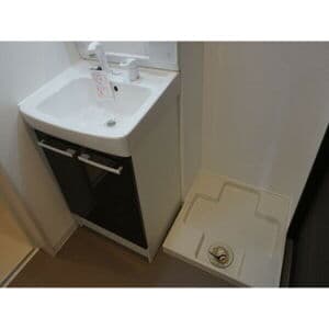 Room image 13