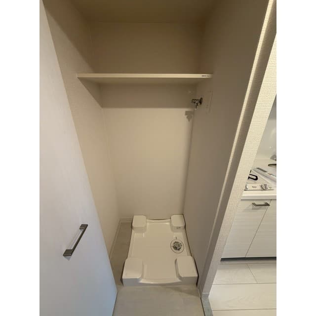 Room image 15