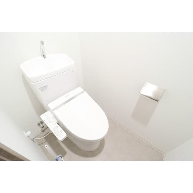 Room image 9