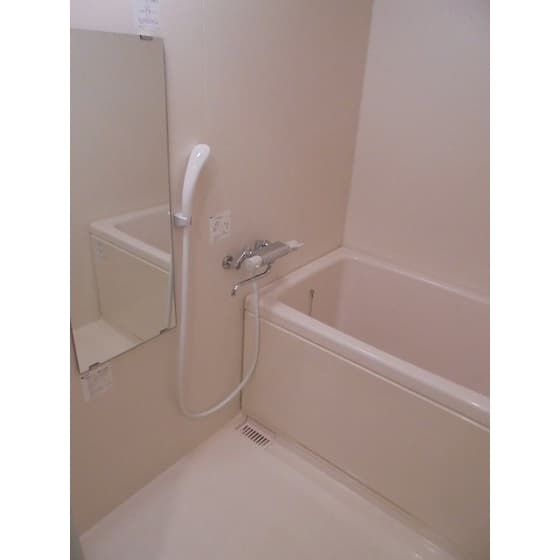 Room image 14