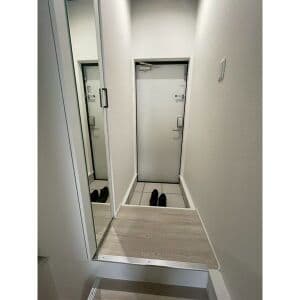 Room image 13
