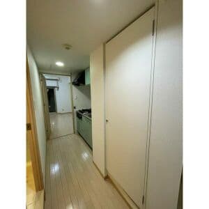 Room image 14