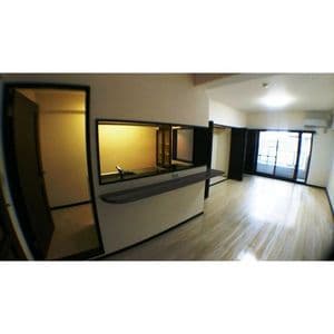Room image 15