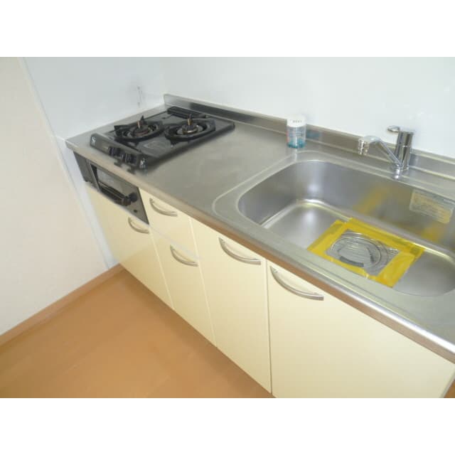 Room image 12