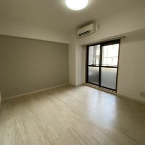 Room image 11