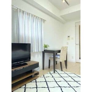 Room image 8