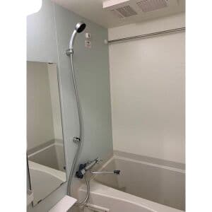 Room image 10