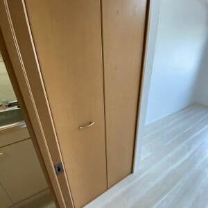 Room image 12