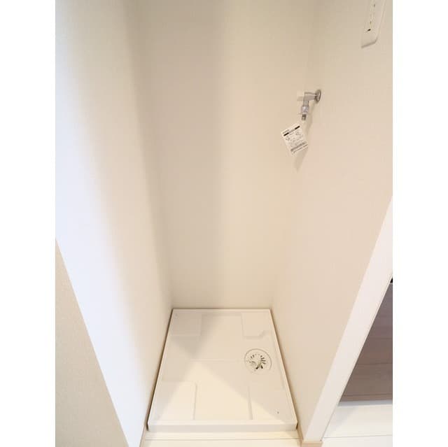 Room image 9