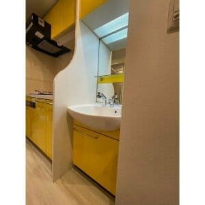 Room image 8