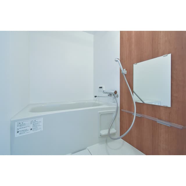 Room image 8