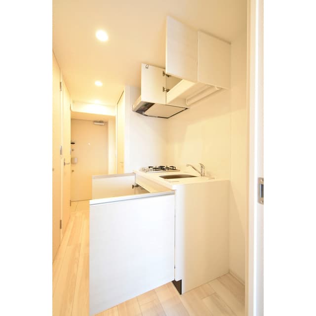 Room image 8