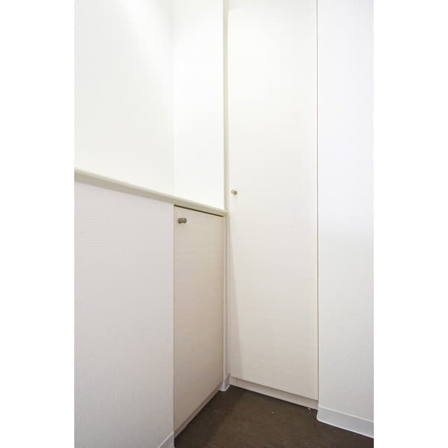 Room image 15